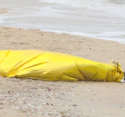 Trupul neînsufleţit al unui copil a fost găsit pe plaja 3 Papuci